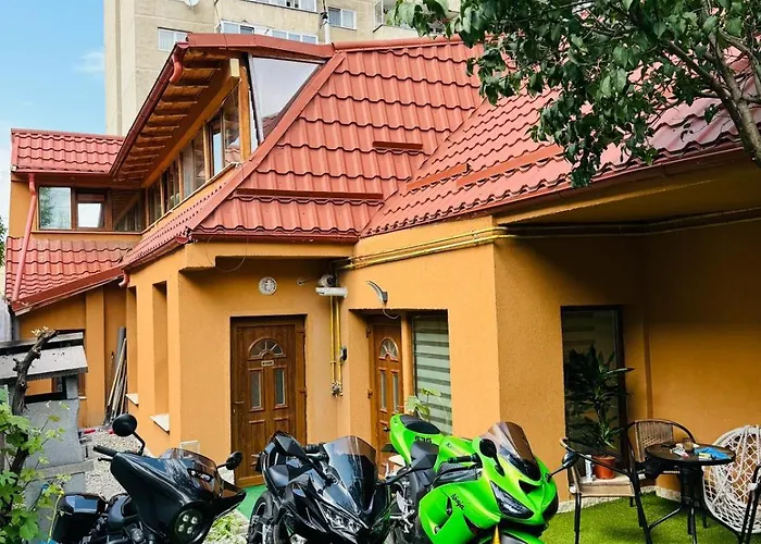 بيت ضيافة Casuta Din 3*