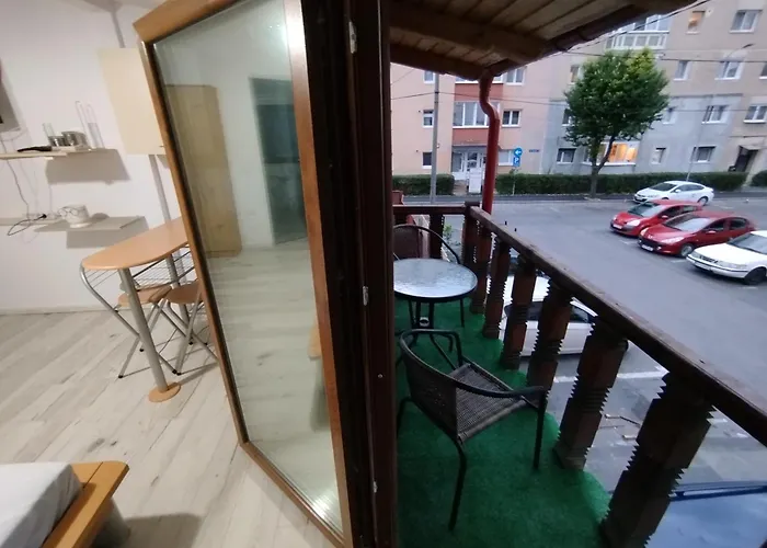 Casuta Din بيت ضيافة براشوف