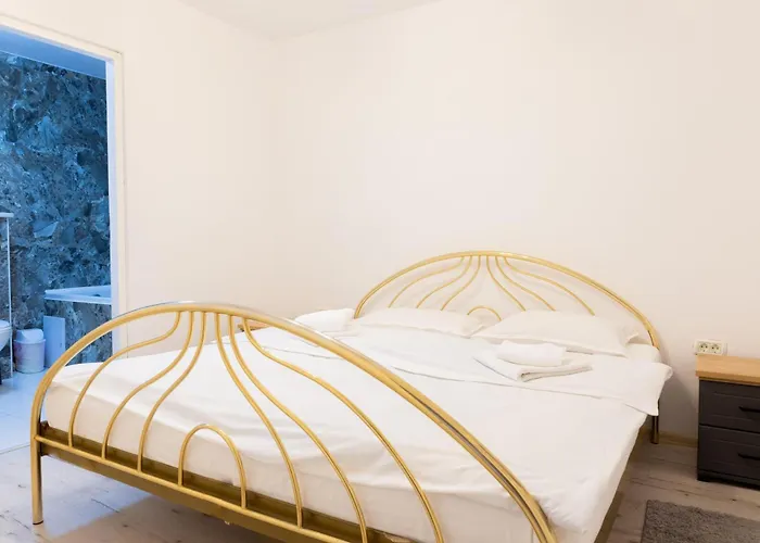 Casuta Din 3* براشوف