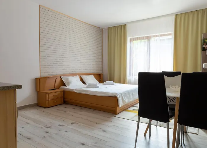 بيت ضيافة Casuta Din براشوف